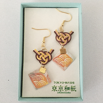 A modern Japanese accessory piece made of mizuhiki and washi